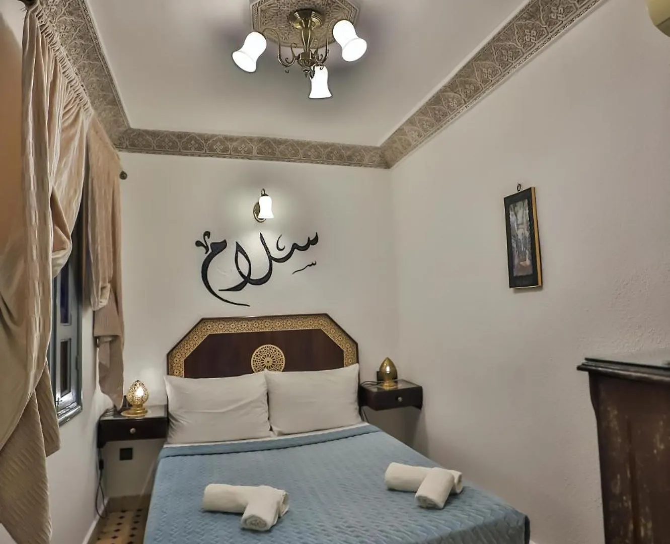 Riad Nayum فاس 0*,
