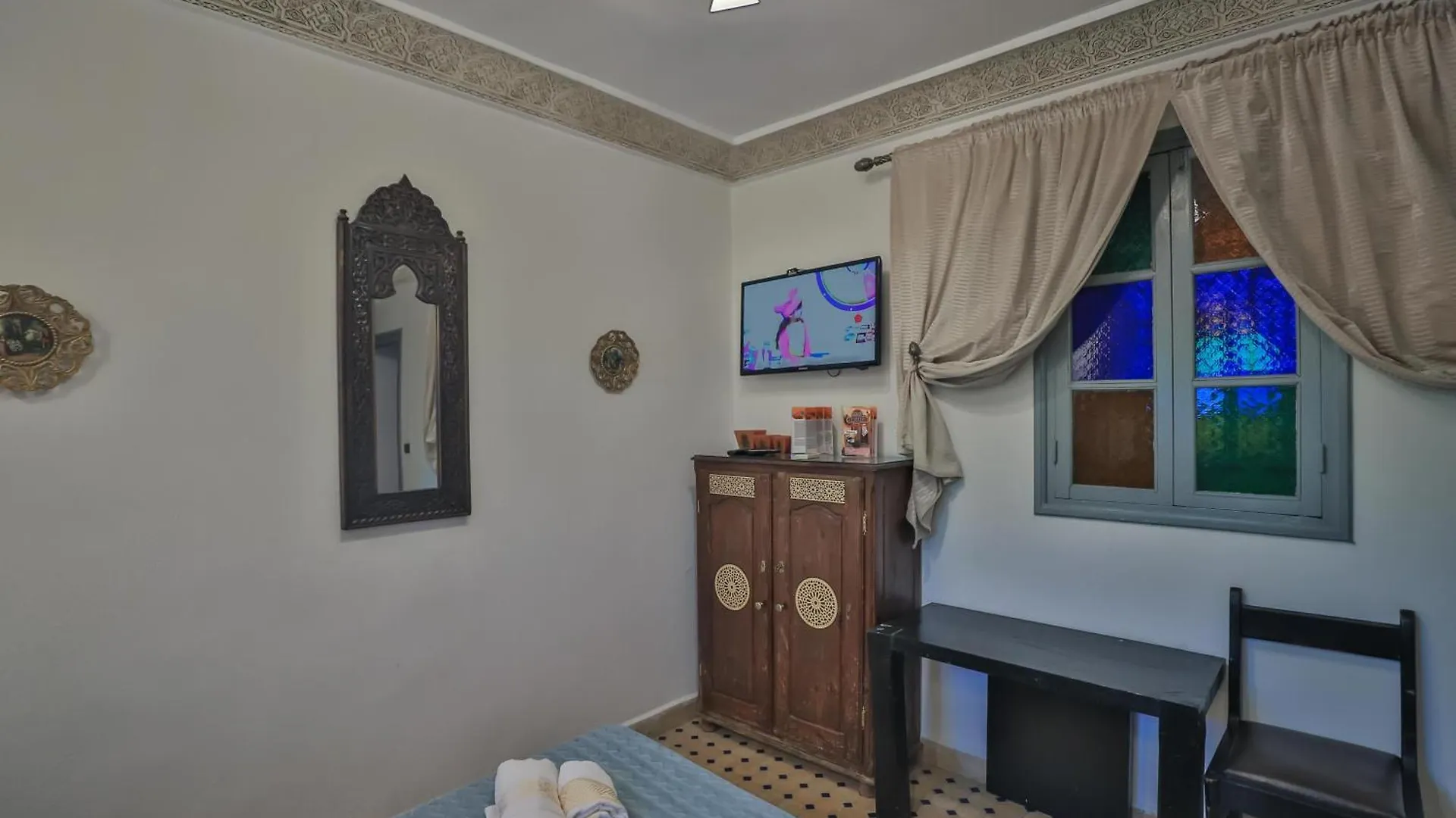 Riad Nayum فاس
